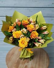 Букет цветов из:  Альстромерии и Розы в Леонихе