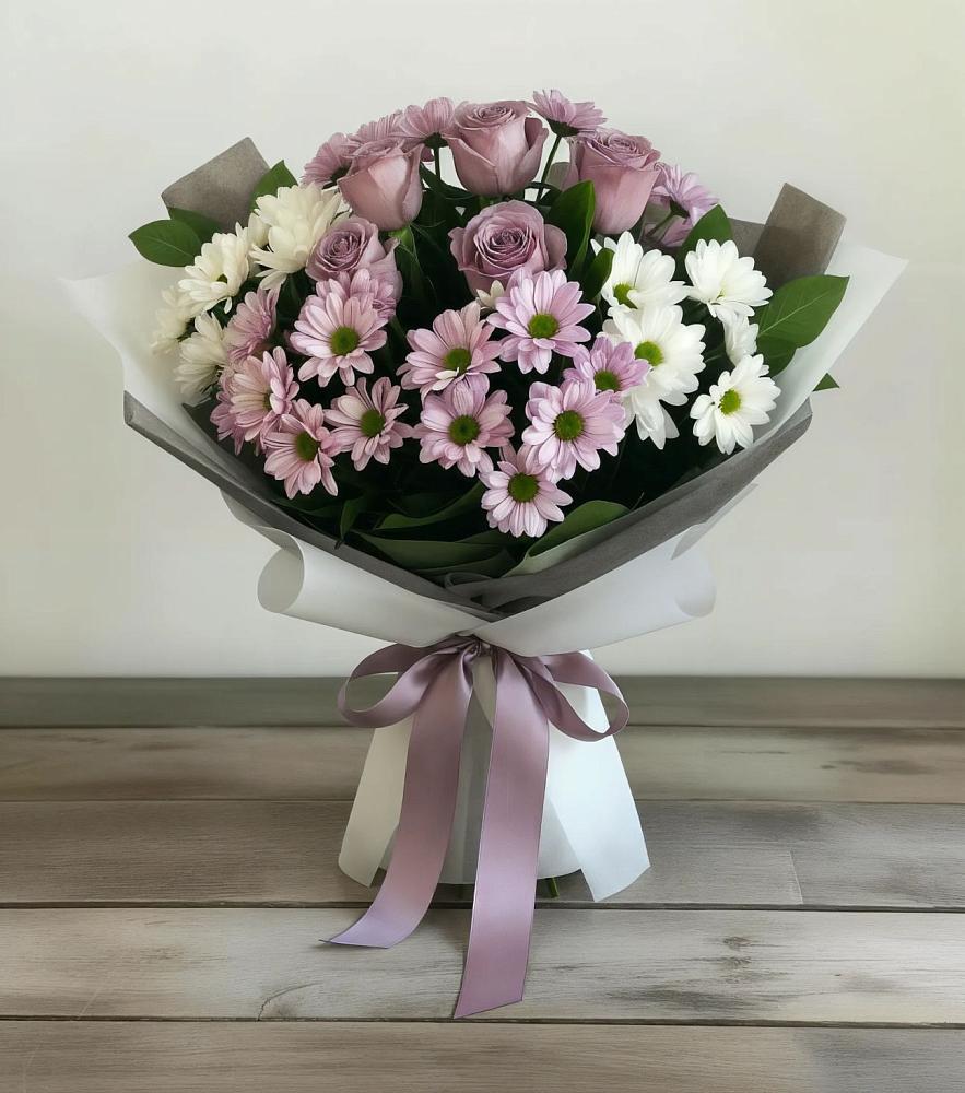 Букет цветов из: Хризантемы и Розы в Леонихе