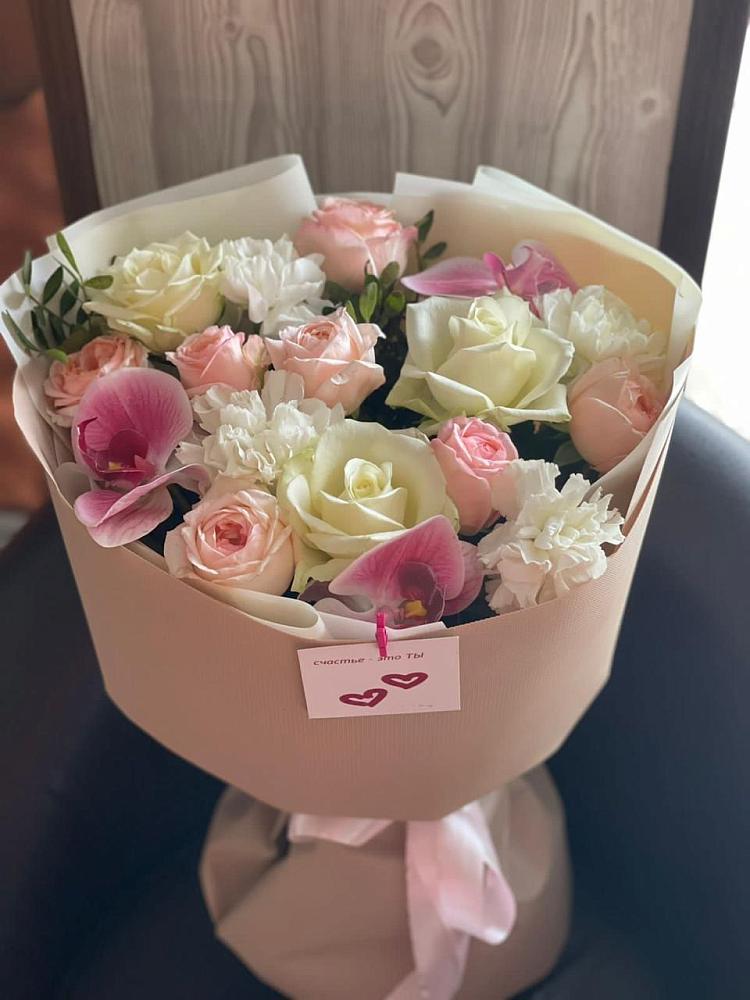 Букет цветов из: Орхидеи, Розы и Гвоздики в Леонихе