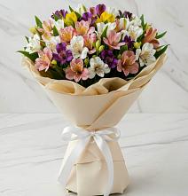 Букет цветов из:  Альстромерии в Леонихе