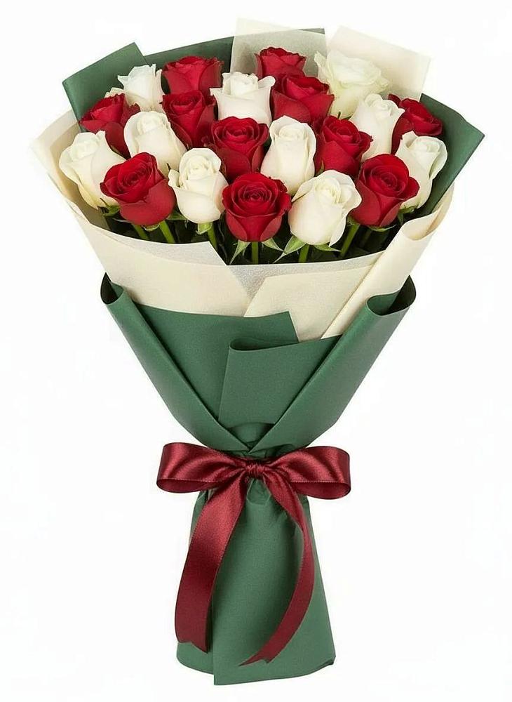 Букет Микс из красных и белых роз в Леонихе