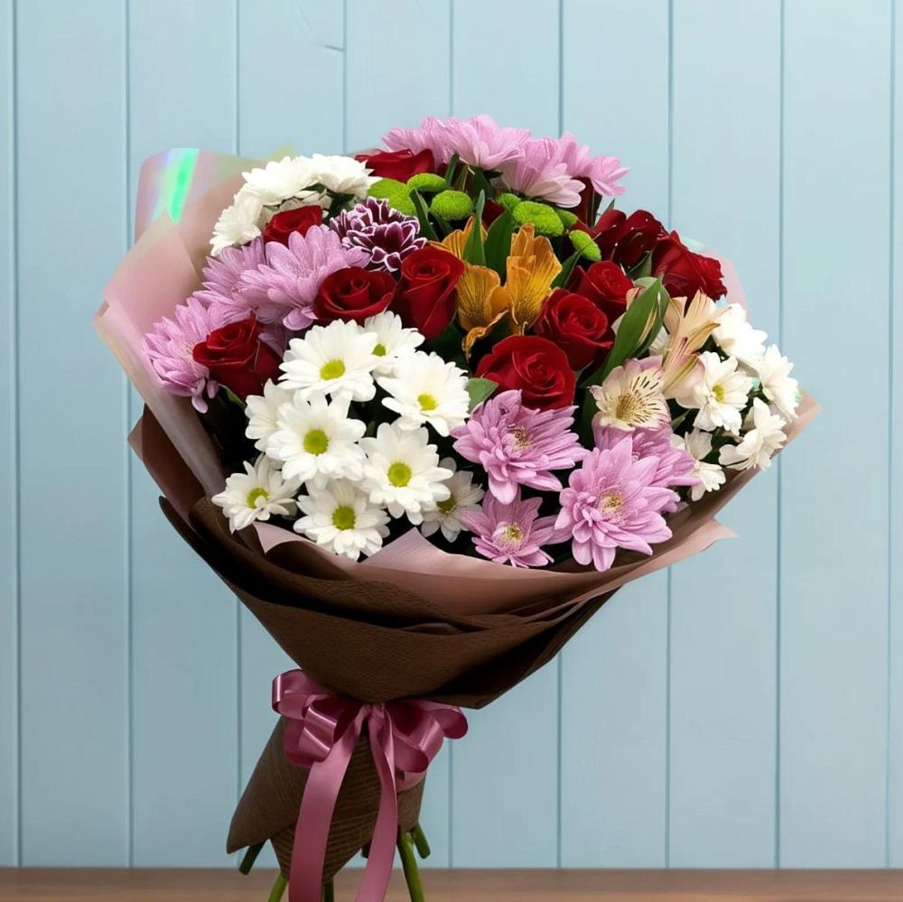 Букет цветов из: Розы, Хризантемы и Альстромерии в Леонихе