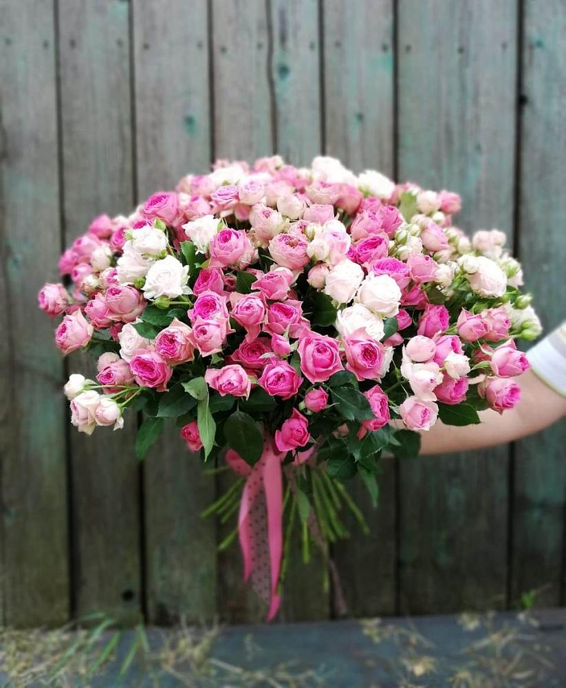 Букет Розовые кустовые розы Натали и Лав Лидия в Леонихе