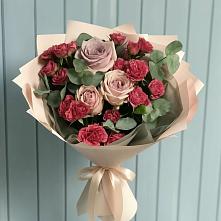 Букет цветов из:  Гвоздики и Розы в Леонихе