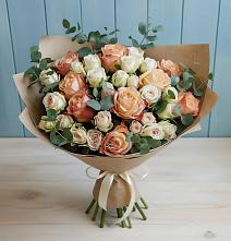 Букет цветов из:  Альстромерии и Розы #REPLACE_PRED# Леонихе